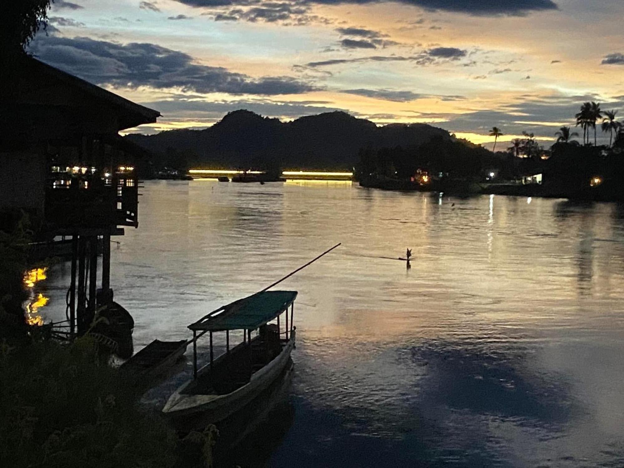 Souksanh River Bungalow Muang Không المظهر الخارجي الصورة