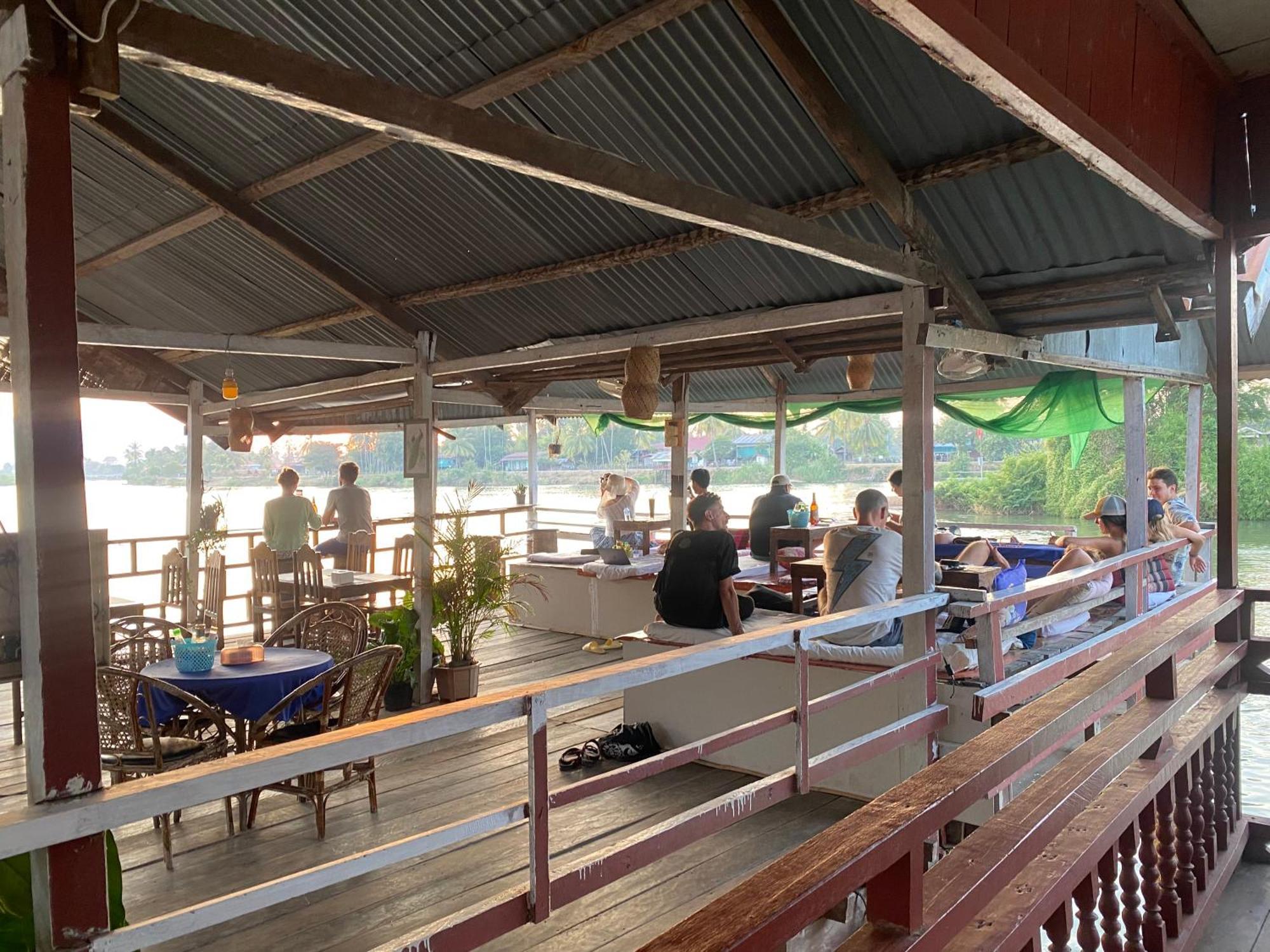 Souksanh River Bungalow Muang Không المظهر الخارجي الصورة